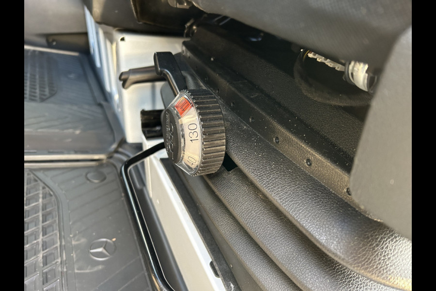Mercedes-Benz Sprinter 317 CDI L2 H2 Pro LED / MBUX / Navigatie / Camera / Parkeersensoren / Cruise control / Airco