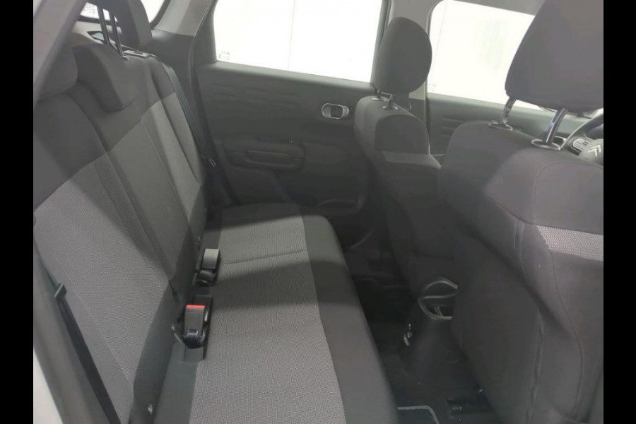 Citroën C3 Aircross 1.2 110PK Feel / Trekhaak / Hoge instap / Airco / Pdc./ Cruiscntrl./ Radio-multimedia / Distributie is vervangen /