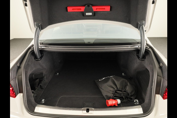 Audi A8 60 TFSI e quattro Lang 462 pk Tiptronic | Verlengde garantie | Navigatie | Panoramadak | Parkeersensoren (Park assist) | Rondomzicht camera | Stoelverwarming/ventilatie/massage v/a | B&O Soundsystem |