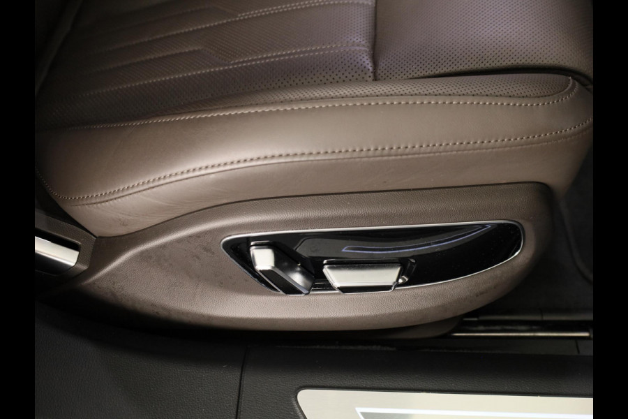 Audi A8 60 TFSI e quattro Lang 462 pk Tiptronic | Verlengde garantie | Navigatie | Panoramadak | Parkeersensoren (Park assist) | Rondomzicht camera | Stoelverwarming/ventilatie/massage v/a | B&O Soundsystem |
