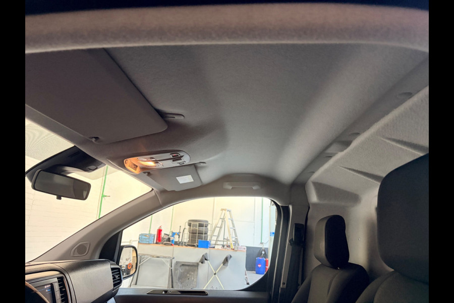 Peugeot Expert L2H1 1.5 BlueHDI 120pk Standard Premium, Airco, CruiseControl, Trekhaak, Keyless, Metallic Lak, RIJKLAARPRIJS!