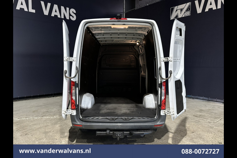 Mercedes-Benz Sprinter 317 CDI 170pk 3500kg Trekhaak L2H2 Euro6 Airco | Camera | Cruisecontrol Parkeersensoren, 270 Graden Achterdeuren, Bijrijdersbank, tachograaf