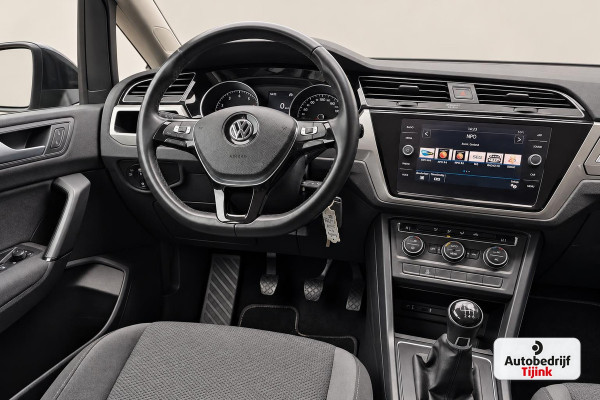 Volkswagen Touran 1.2 TSI Comfortline 7-persoons | Climatronic | Trekhaak | LMV | Cruise | App-connect |