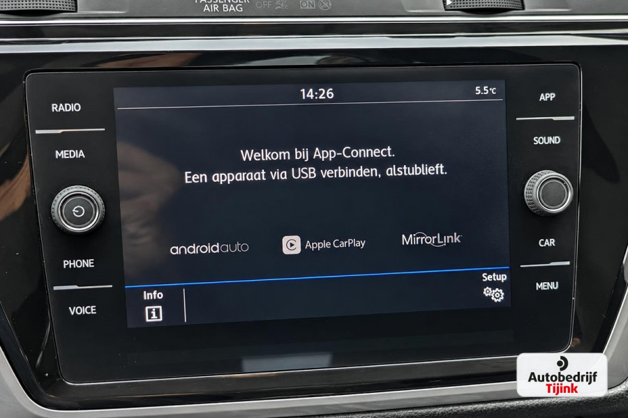 Volkswagen Touran 1.2 TSI Comfortline 7-persoons | Climatronic | Trekhaak | LMV | Cruise | App-connect |