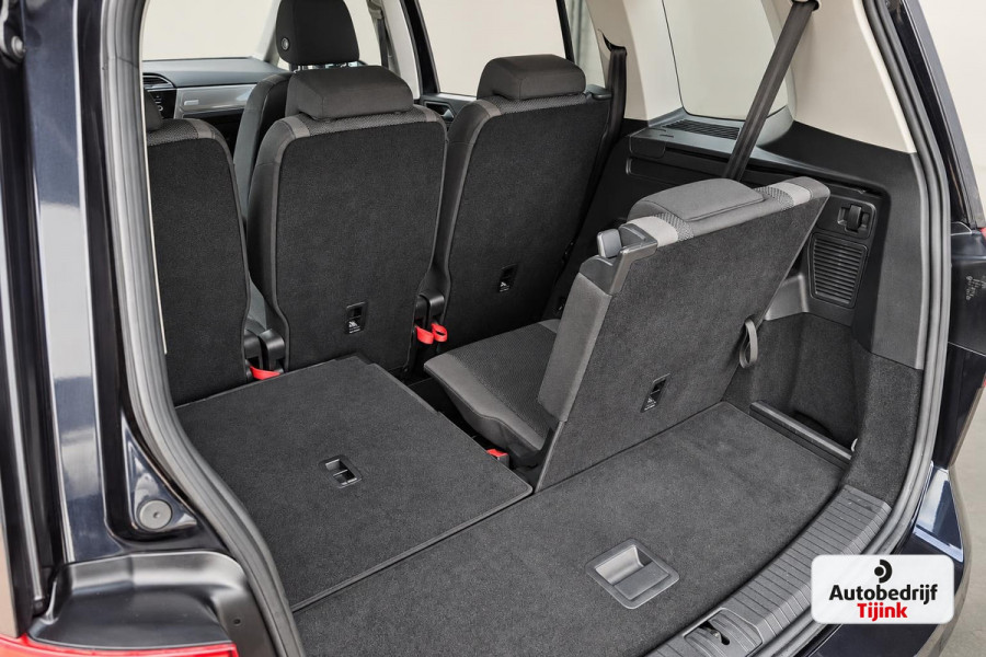 Volkswagen Touran 1.2 TSI Comfortline 7-persoons | Climatronic | Trekhaak | LMV | Cruise | App-connect |