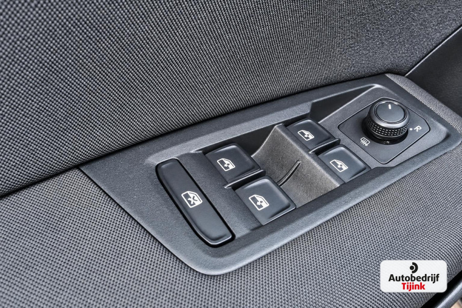 Volkswagen Touran 1.2 TSI Comfortline 7-persoons | Climatronic | Trekhaak | LMV | Cruise | App-connect |