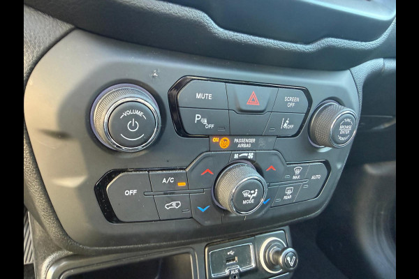 Jeep Renegade Limited 1.0T | Open Dak | Trekhaak |