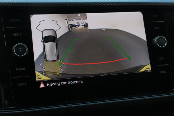 Volkswagen T-Cross 1.0 TSI 110pk DSG Life Navigatie Apple Carplay/Android Auto Adaptieve Cruise Control Camera Parkeersensoren Stoelverwarming Virtual Cockpit Getinte ramen Climatronic Lane Assist
