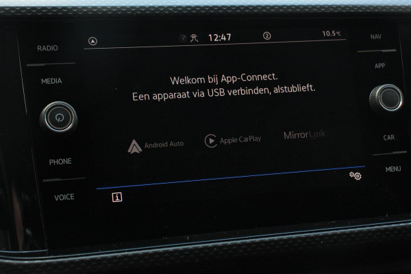 Volkswagen T-Cross 1.0 TSI 110pk DSG Life Navigatie Apple Carplay/Android Auto Adaptieve Cruise Control Camera Parkeersensoren Stoelverwarming Virtual Cockpit Getinte ramen Climatronic Lane Assist