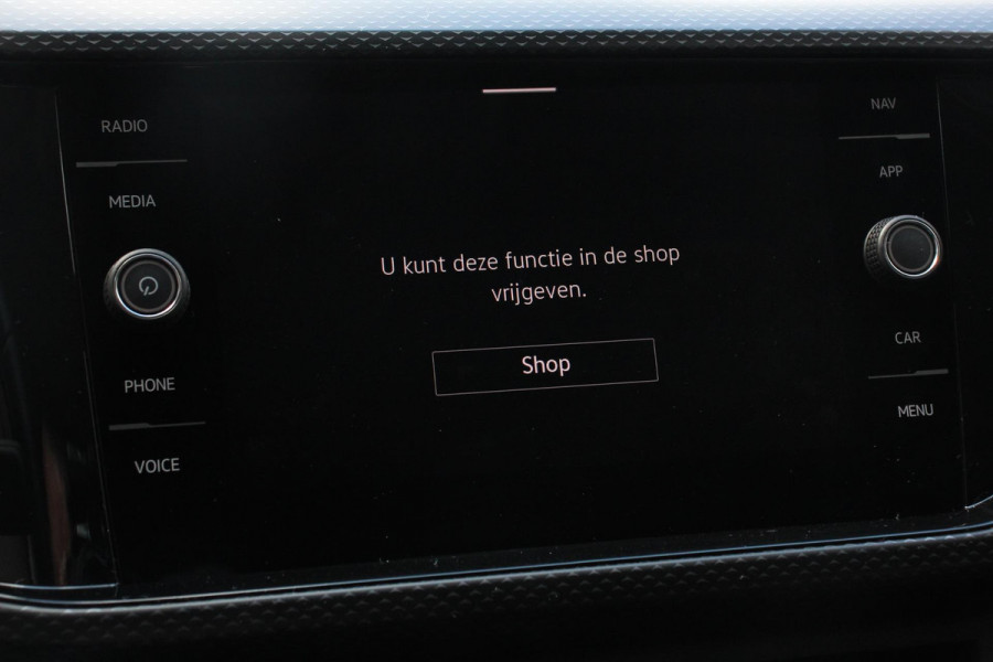 Volkswagen T-Cross 1.0 TSI 110pk DSG Life Navigatie Apple Carplay/Android Auto Adaptieve Cruise Control Camera Parkeersensoren Stoelverwarming Virtual Cockpit Getinte ramen Climatronic Lane Assist