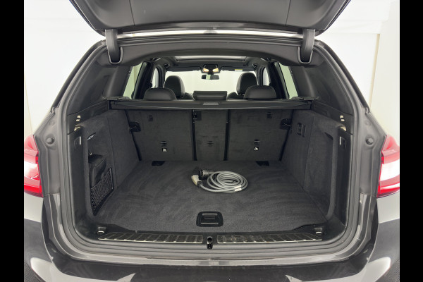 BMW iX3 High Executive 80 kWh [3-Fase-11kW] {SoH-100%} (INCL-BTW) Aut. *PANO | LEATHER | HARMAN/KARDON | ADAPTIVE-CRUISE | FULL-LED | BLINDSPOT | MEMORY-PACK | DIGI-COCKPIT | HEATED-SPORTSEATS | KEYLESS | CAMERA | DAB+ | TOWBAR | HEAD-UP | 20''AL