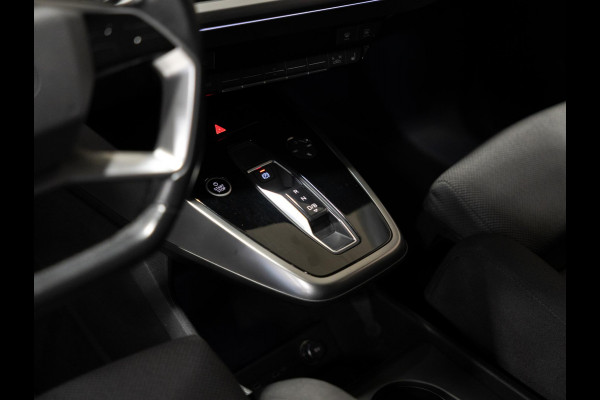 Audi Q4 e-tron 40 Launch edition Advanced 77 kWh SOH 93% / 204pk / Sportstoelen / Stoelverwarming /