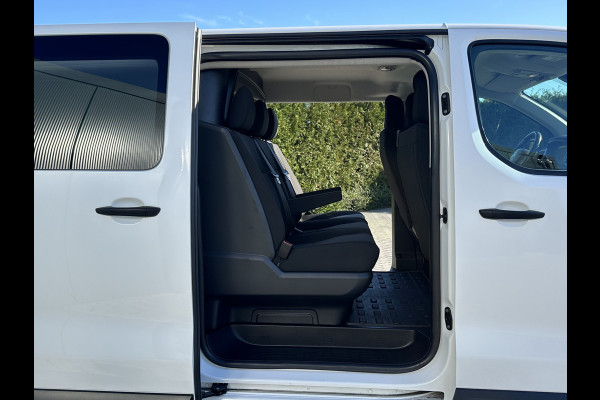 Citroën Jumpy 2.0 BlueHDI 180 PK / AUTOMAAT / L3H1 / DUBBEL CABINE / 2x SCHUIFDEUR / TREKHAAK / CAMERA / BLIND SPOT / ECC / CRUISE / 6 PERSOON