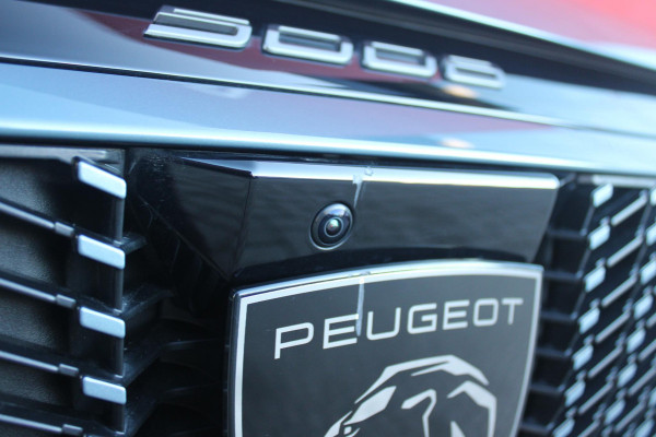 Peugeot 5008 1.2 Hybrid 145PK AUTOMAAT GT 7p | PANORAMISCH SCHUIFDAK PACK | 360° VISION & DRIVE ASSIST PLUS PACK: (360° CAMERA, BUITENSPIEGELS MET KANTELFUNCTIE, DRIVE ASSIST 2.0, DRAADLOZE TELEFOONLADER, ANTIDIEFSTALALARM) | BEKLEDING ALCANTARA/KUNSTLEDER | SEAT PACK COMFORT: (AGR BESTUUDERSSTOEL EN PASSAGIERSSTOEL ELEKTRISCH VERSTELBAAR MET MASSAGE FUNCTIE, BESTUUDERSSTOEL MET GEHEUGENFUNCTIE, BUITENSTE ZITPLAATSEN ACHTERBANK VERWARMBAAR) | GLANZEND ZWARTE DAKRAILS | BLUE INGARO  | 19" LICHTMETALEN VELGEN "BREDA" | DRAADLOZE TELEFOONLADER | APPLE CARPLAY/ANDROID AUTO DRAADLOOS |