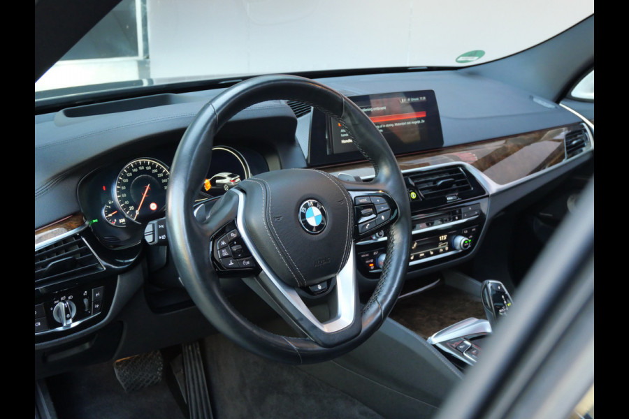 BMW 6 Serie Gran Turismo 640i HIGH EXECUTIVE | PANO | B&W | TREKHAAK | LUCHTVERING | NL-AUTO!!