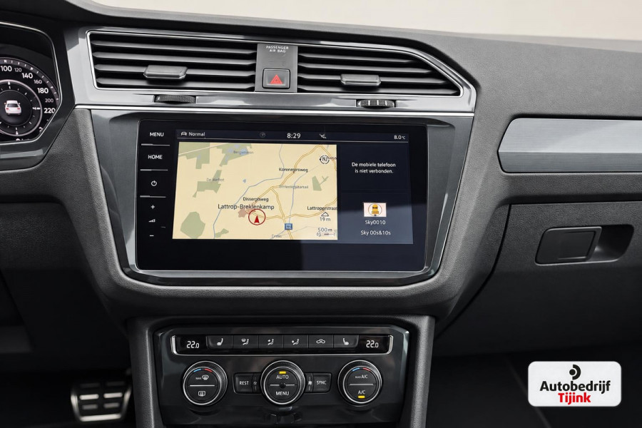 Volkswagen Tiguan 2.0 TSI 4MOTION 220PK R-Line | Pano | HUD | Dynaudio | Leder | Stoelverwarming | 360 camera | Lane/Park/Light Assist |  Vol |