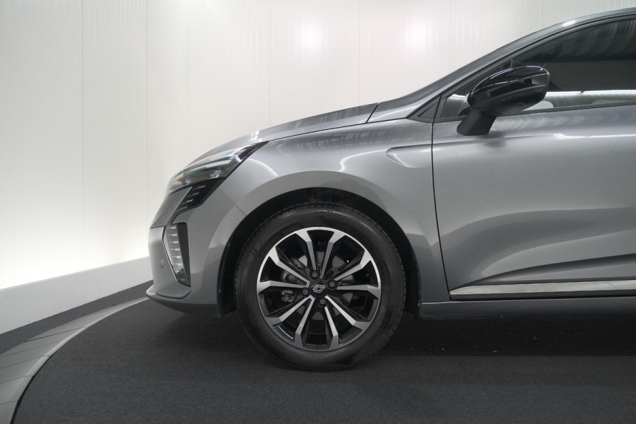 Renault Clio TCe 90 GPF techno | 360 Camera | 9.3 Inch Grootscherm | Apple Carplay