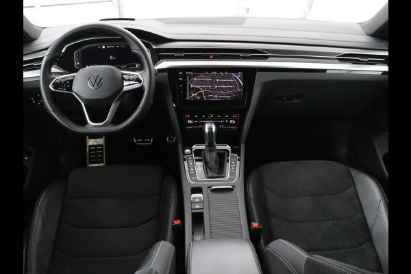 Volkswagen Arteon Shooting Brake 1.4 TSI eHybrid R-Line Business+ | SOH 90,4% | Leder/alcantara | Panoramadak | Adaptive cruise | Trekhaak | Head-up | Dodehoek detectie | 360 camera | Park assist | Carplay