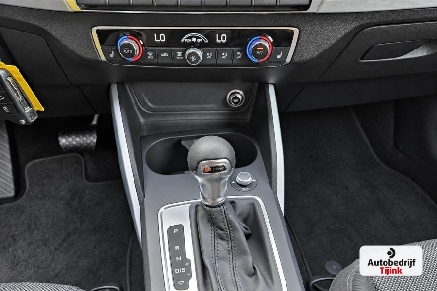 Audi Q2 1.0 TFSI Sport Pro Line S | Automaat | LED | Trekhaak | Stoelverwarming | PDC | Cruise | LMV 18" | Navi |