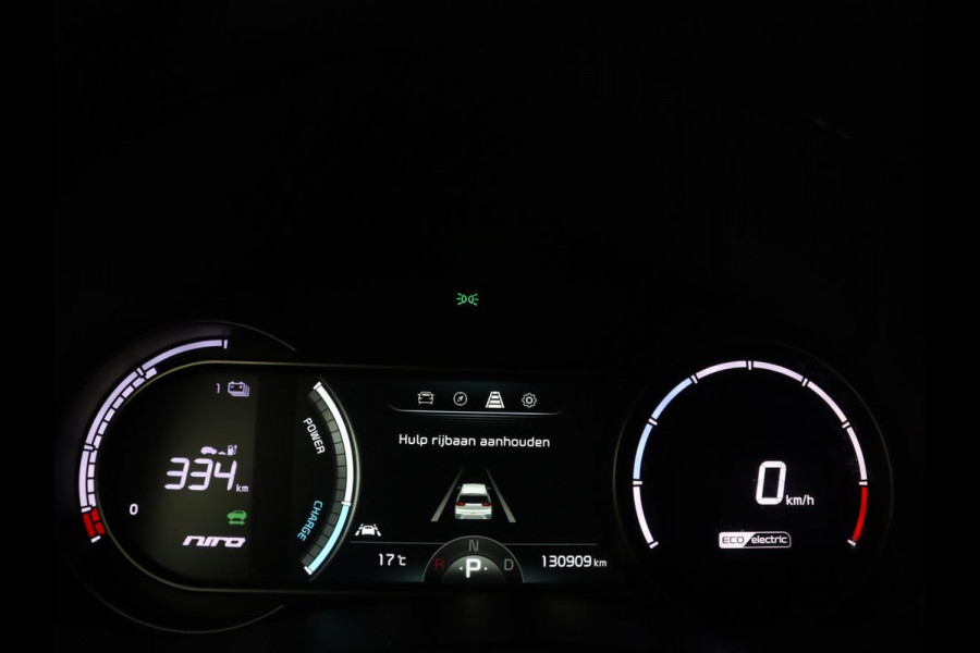 Kia e-Niro ExecutiveLine 64 kWh | SOH 93,9% | Leder | Memory | Stuur/stoel verwarming | Cruise control | Dodehoek detectie | JBL Sound | Carplay | Camera | Park assist | Achterbank verwarming