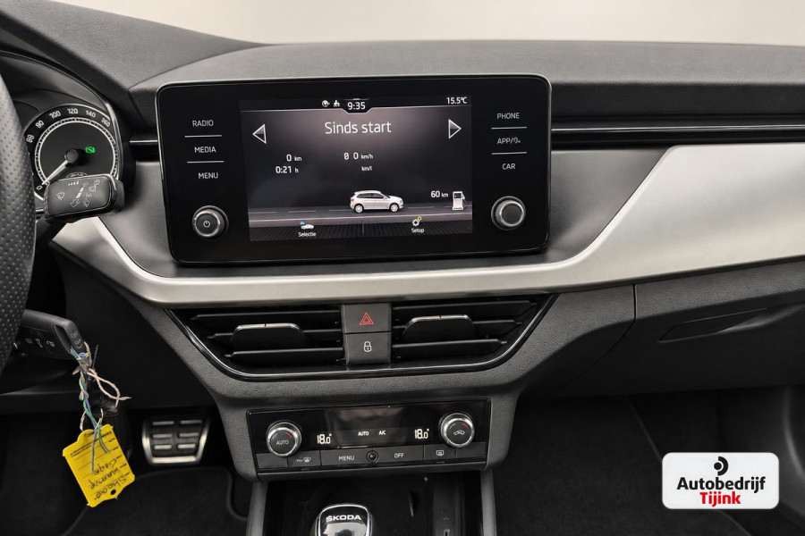Škoda Kamiq 1.5 TSI ACT Sport Business | Automaat | Pano | Trekhaak | Black pack | Elek. achterklep | App-connect | Lane Assist | Sunset |