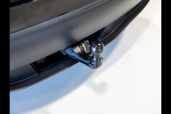 Tesla Model Y RWD 58 kWh SOH 91% / 299pk / Trekhaak /