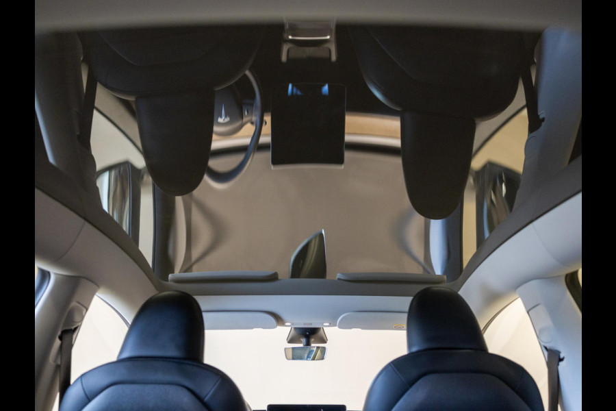 Tesla Model Y RWD 58 kWh SOH 91% / 299pk / Trekhaak /