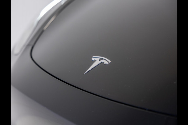 Tesla Model Y RWD 58 kWh SOH 91% / 299pk / Trekhaak /