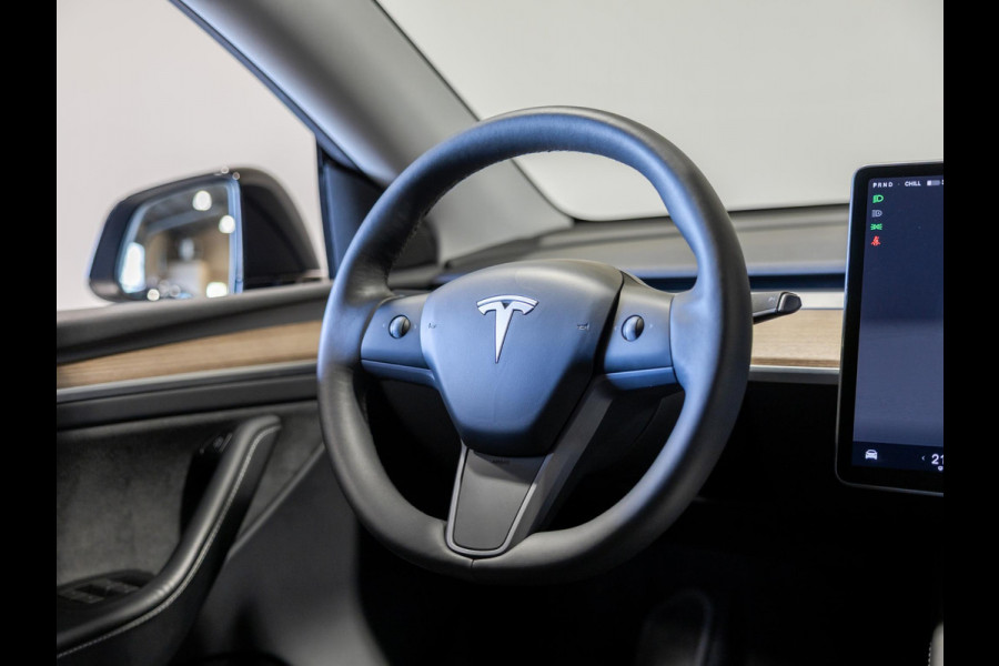 Tesla Model Y RWD 58 kWh SOH 91% / 299pk / Trekhaak /