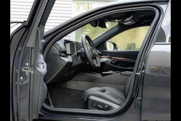 BMW i5 eDrive40 - M-Sport - Active Cruise Control - Harman Kardon