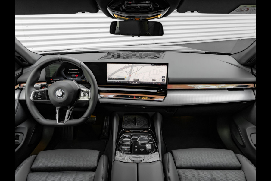 BMW i5 eDrive40 - M-Sport - Active Cruise Control - Harman Kardon