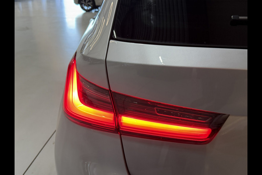 BMW 3 Serie Touring 330e eDrive Edition Garantie|SOH 93%|LED|Leder|Navi|Carplay|PDC|Cruise|Clima|Rijklaar