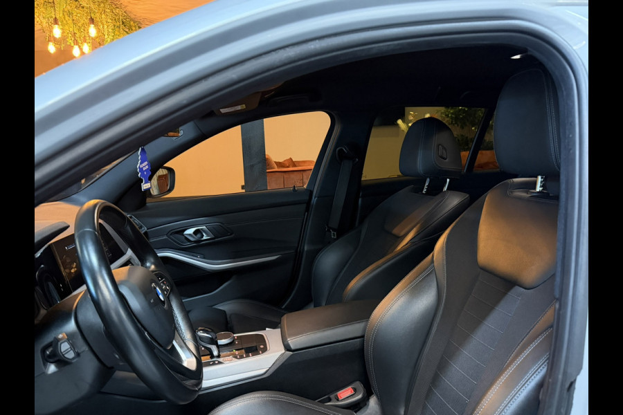 BMW 3 Serie Touring 330e eDrive Edition Garantie|SOH 93%|LED|Leder|Navi|Carplay|PDC|Cruise|Clima|Rijklaar