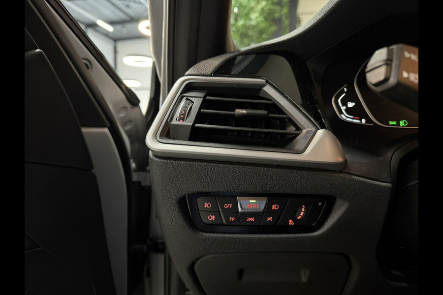 BMW 3 Serie Touring 330e eDrive Edition Garantie|SOH 93%|LED|Leder|Navi|Carplay|PDC|Cruise|Clima|Rijklaar