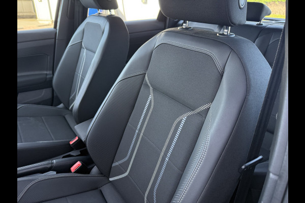 Volkswagen Polo 1.0 81pk Highline | Pano dak | Half leder | Full LED