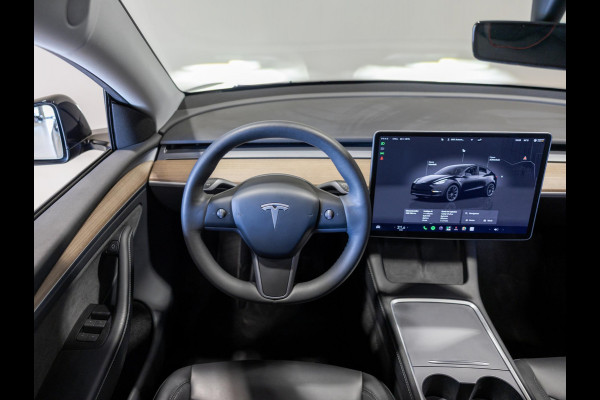 Tesla Model Y RWD 58 kWh SOH 93% / 299pk / Trekhaak /