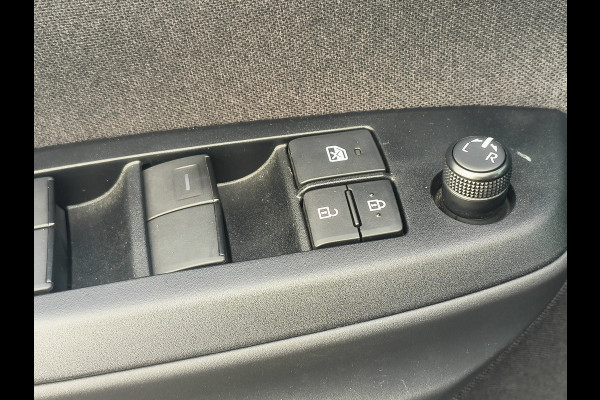 Mazda 2 Hybrid 1.5 Centre-line uit 2025 Rijklaar “Sinds 1970 | 5.000+ reviews | Score 9,5 | Service zoals ’t hoort” Henk Jongen Auto's in Helmond,  al 50 jaar service zoals 't hoort!