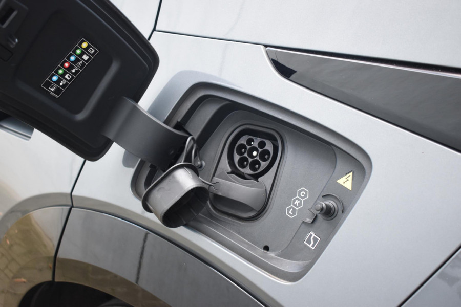 ZEEKR X RWD Long Range 69 kWh / Stoelverwarming / 360 graden camera / Panorama dak / Dode hoek sensoren / Elektrisch bedienbare bestuuurdersstoel / Apple Carplay-Android auto