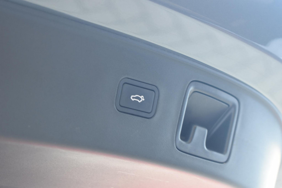 ZEEKR X RWD Long Range 69 kWh / Stoelverwarming / 360 graden camera / Panorama dak / Dode hoek sensoren / Elektrisch bedienbare bestuuurdersstoel / Apple Carplay-Android auto