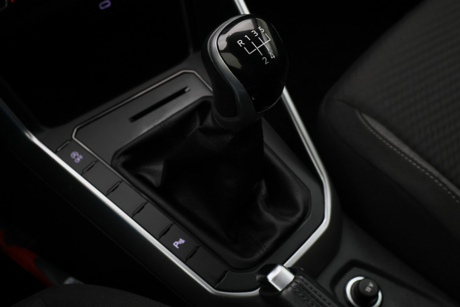 Volkswagen Polo 1.0 TSI Life Apple CarPlay, ACC, LED, PDC, Trekhaak, Virtual, 15"