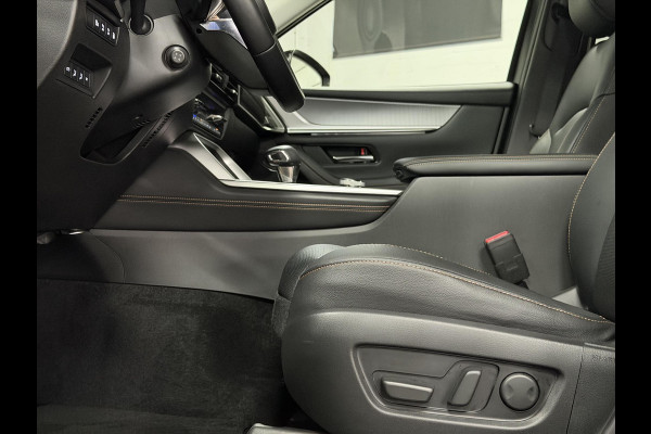 Mazda CX-60 2.5 e-SkyActiv PHEV Homura Trekhaak | Open dak | Adapt. cruise | Stoelventilatie | 360 camera | Bose | Stuur-/Stoelverwarming | Head-up | Carplay