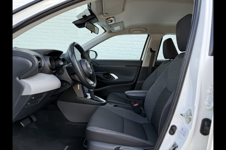 Toyota Yaris Cross 1.5 Hybrid Dynamic | Trekhaak | CarPlay | ACC | Camera | DAB+