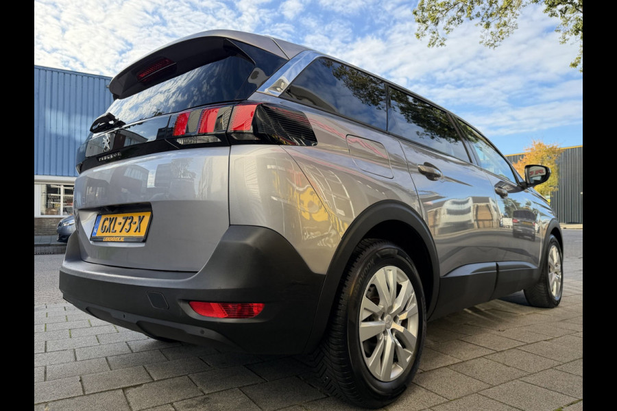Peugeot 5008 1.2 PureTech Active Business - AUTOMAAT I 7 Persoons I Navigatie I Airco I LED I PDC I Sport velgen I Dealer onderh.