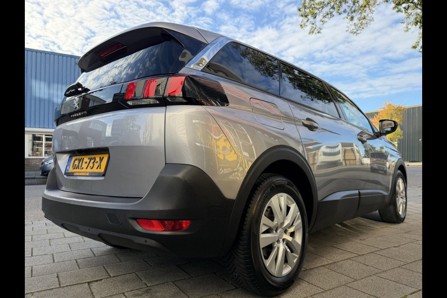 Peugeot 5008 1.2 PureTech Active Business - AUTOMAAT I 7 Persoons I Navigatie I Airco I LED I PDC I Sport velgen I Dealer onderh.