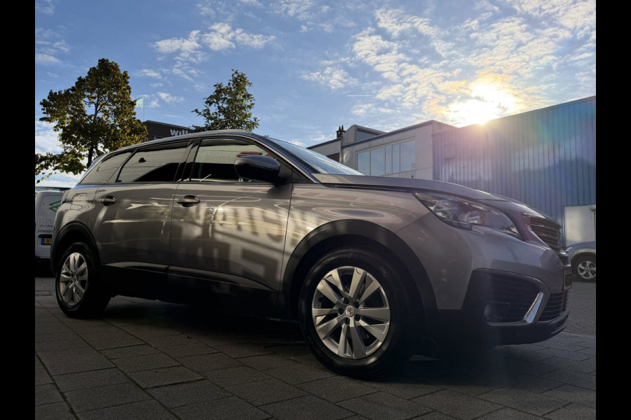 Peugeot 5008 1.2 PureTech Active Business - AUTOMAAT I 7 Persoons I Navigatie I Airco I LED I PDC I Sport velgen I Dealer onderh.