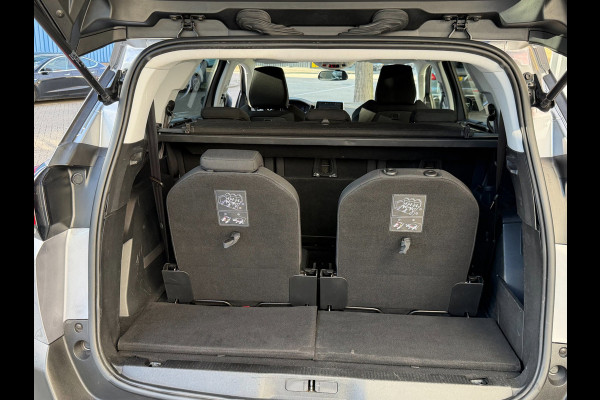 Peugeot 5008 1.2 PureTech Active Business - AUTOMAAT I 7 Persoons I Navigatie I Airco I LED I PDC I Sport velgen I Dealer onderh.