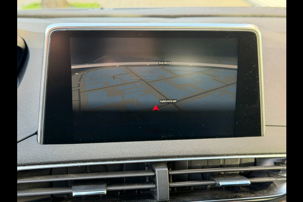 Peugeot 5008 1.2 PureTech Active Business - AUTOMAAT I 7 Persoons I Navigatie I Airco I LED I PDC I Sport velgen I Dealer onderh.