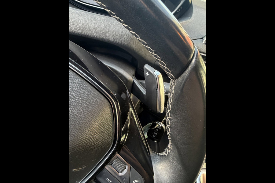 Peugeot 5008 1.2 PureTech Active Business - AUTOMAAT I 7 Persoons I Navigatie I Airco I LED I PDC I Sport velgen I Dealer onderh.