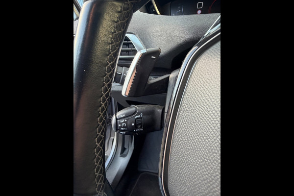 Peugeot 5008 1.2 PureTech Active Business - AUTOMAAT I 7 Persoons I Navigatie I Airco I LED I PDC I Sport velgen I Dealer onderh.