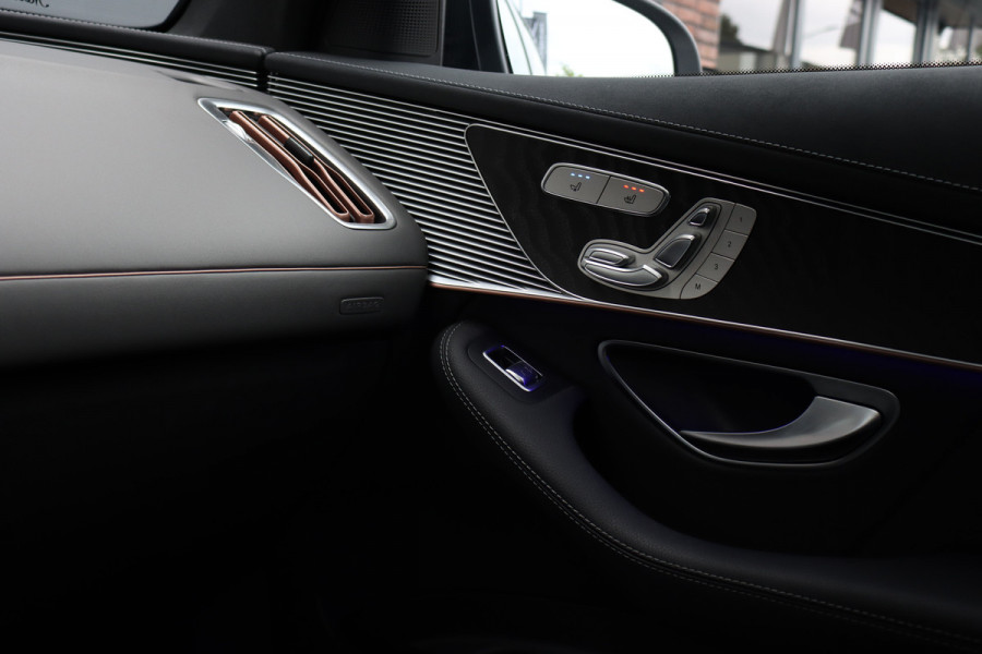 Mercedes-Benz EQC 400 4MATIC AMG Line 80 kWh | Distronic+ | Massage | Memory | Burmester | Trekhaak | Schuifdak | Stoelventilatie | Leder | Multibeam LED | Luchtkwaliteitspakket | HUD | Augmented Reality |